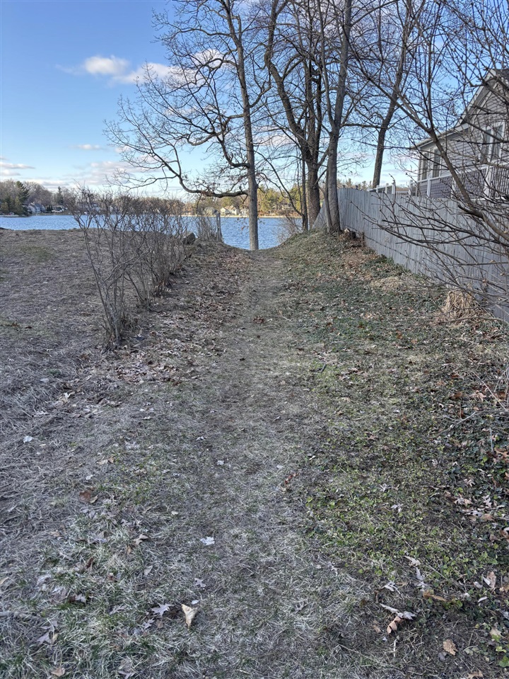 8457 Brower Lake Drive, Rockford, MI, 49341-9346