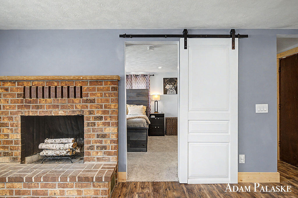 8457 Brower Lake Drive, Rockford, MI, 49341-9346