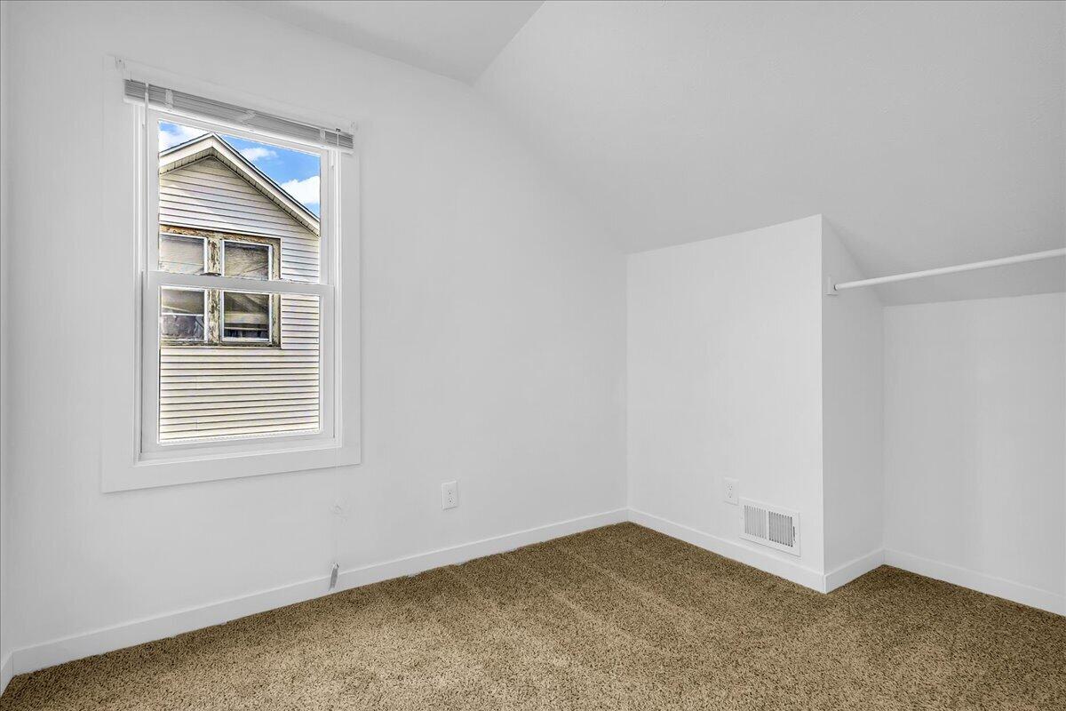 1115 Adams Street, Grand Rapids, MI, 49507-1947