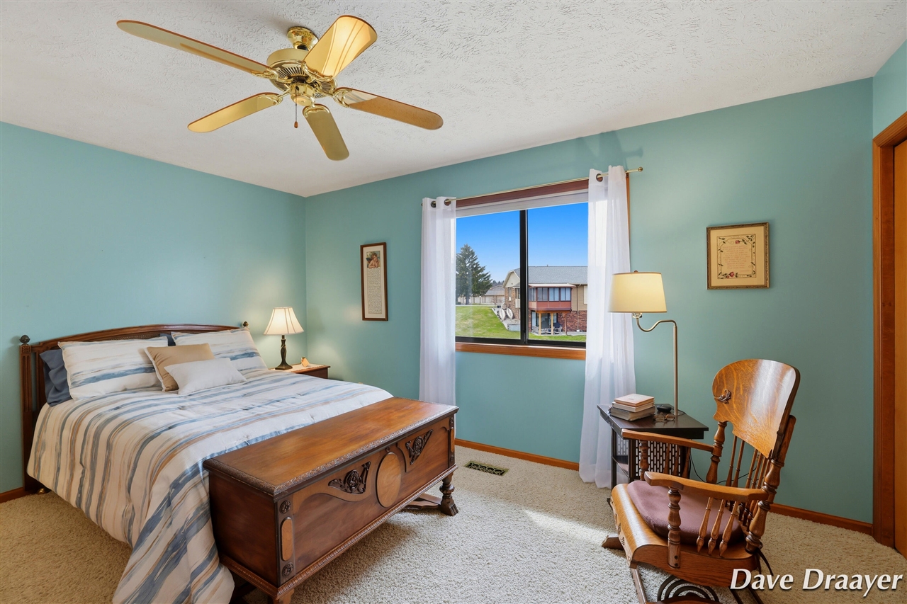 709 Waterview Court, Grandville, MI, 49418-9460