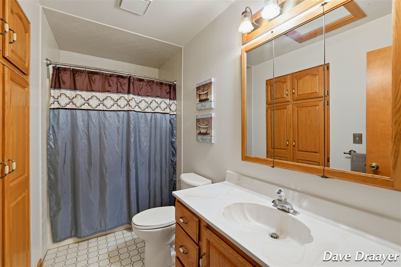 709 Waterview Court, Grandville, MI, 49418-9460