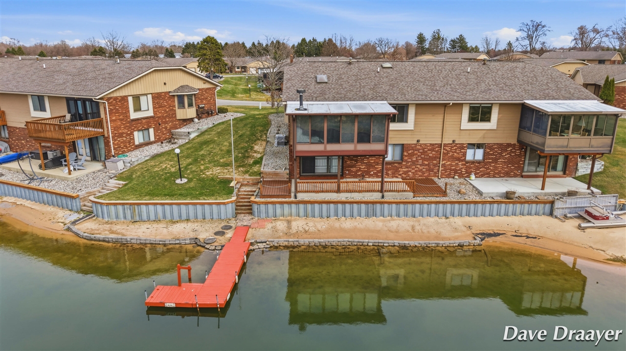 709 Waterview Court, Grandville, MI, 49418-9460