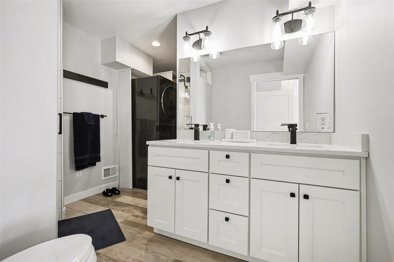 10139 Woodlawn Drive, Portage, MI, 49002