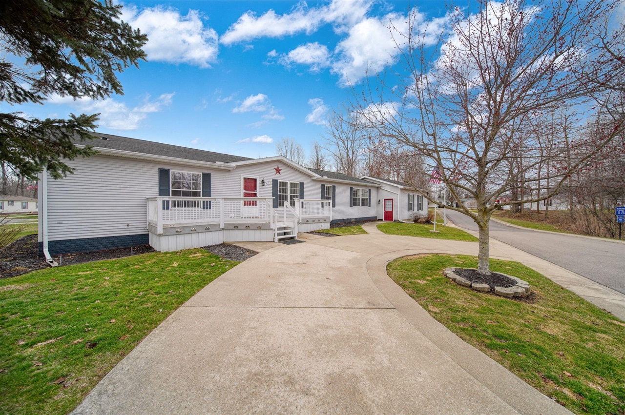 701 Missouri River Drive, Adrian, MI, 49221-3780