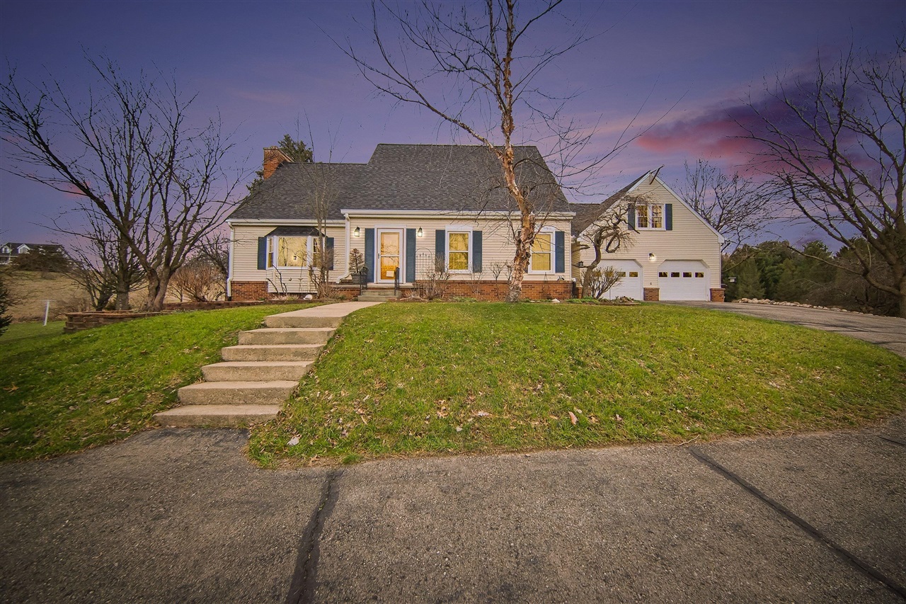 19840 Queens Court, Manchester, MI, 48158-8543