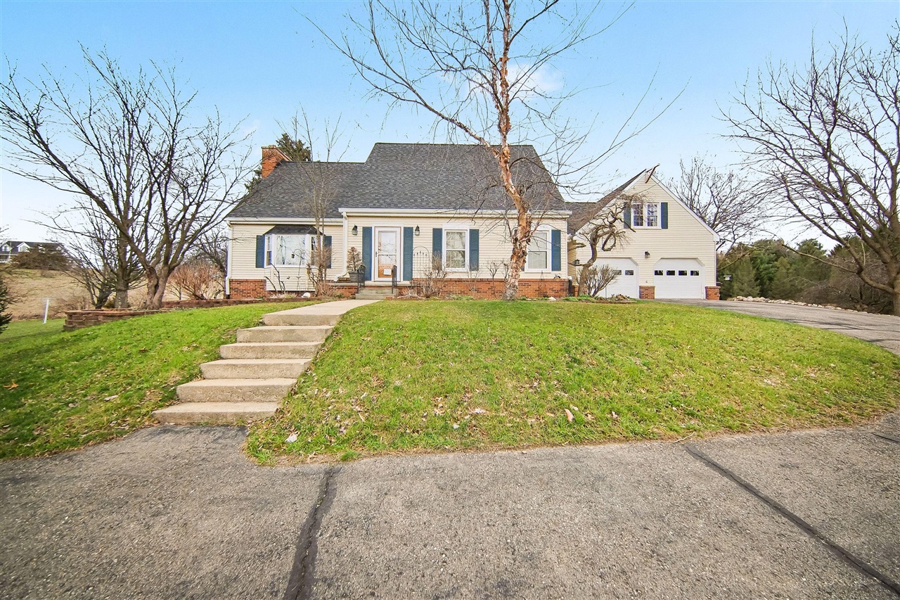 19840 Queens Court, Manchester, MI, 48158-8543