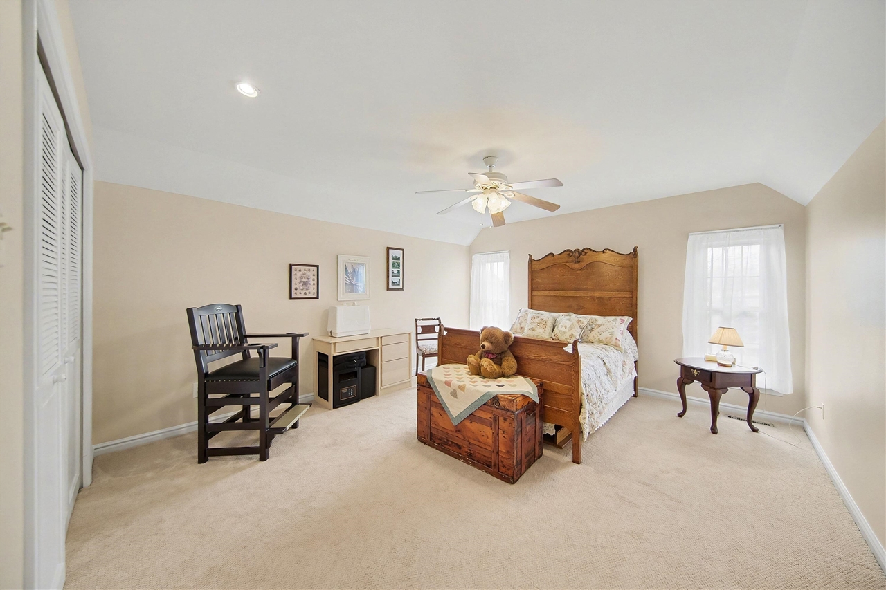 19840 Queens Court, Manchester, MI, 48158-8543