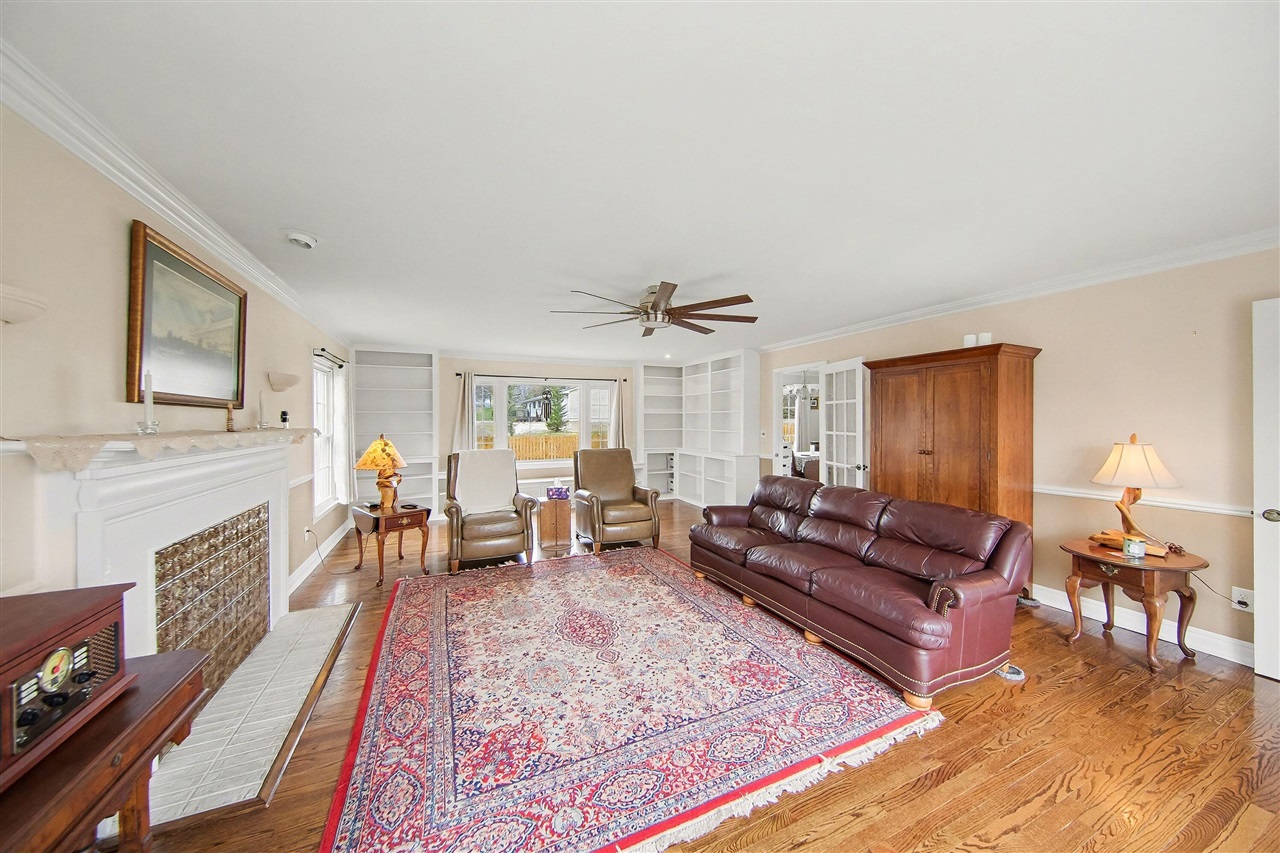 19840 Queens Court, Manchester, MI, 48158-8543