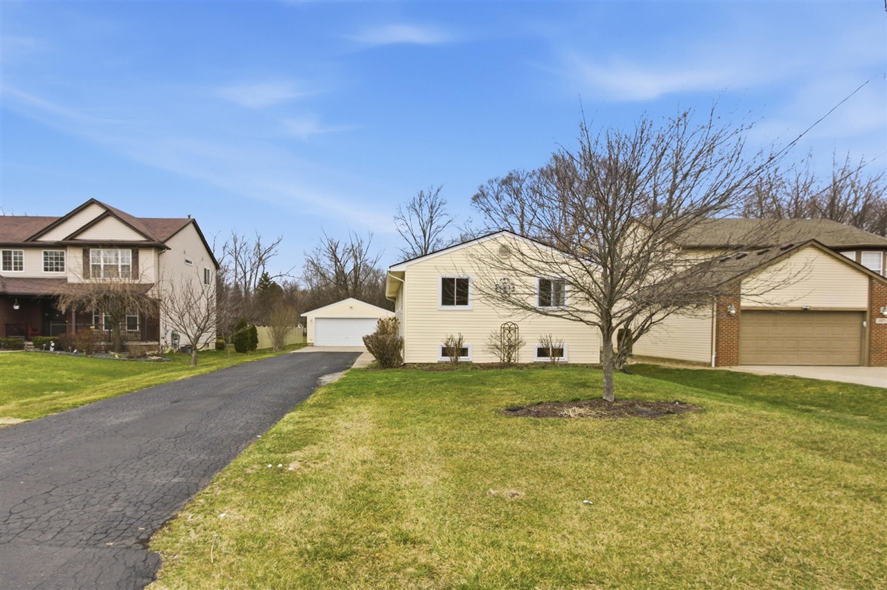 871 Vanderpool Drive, Troy, MI, 48083-5155