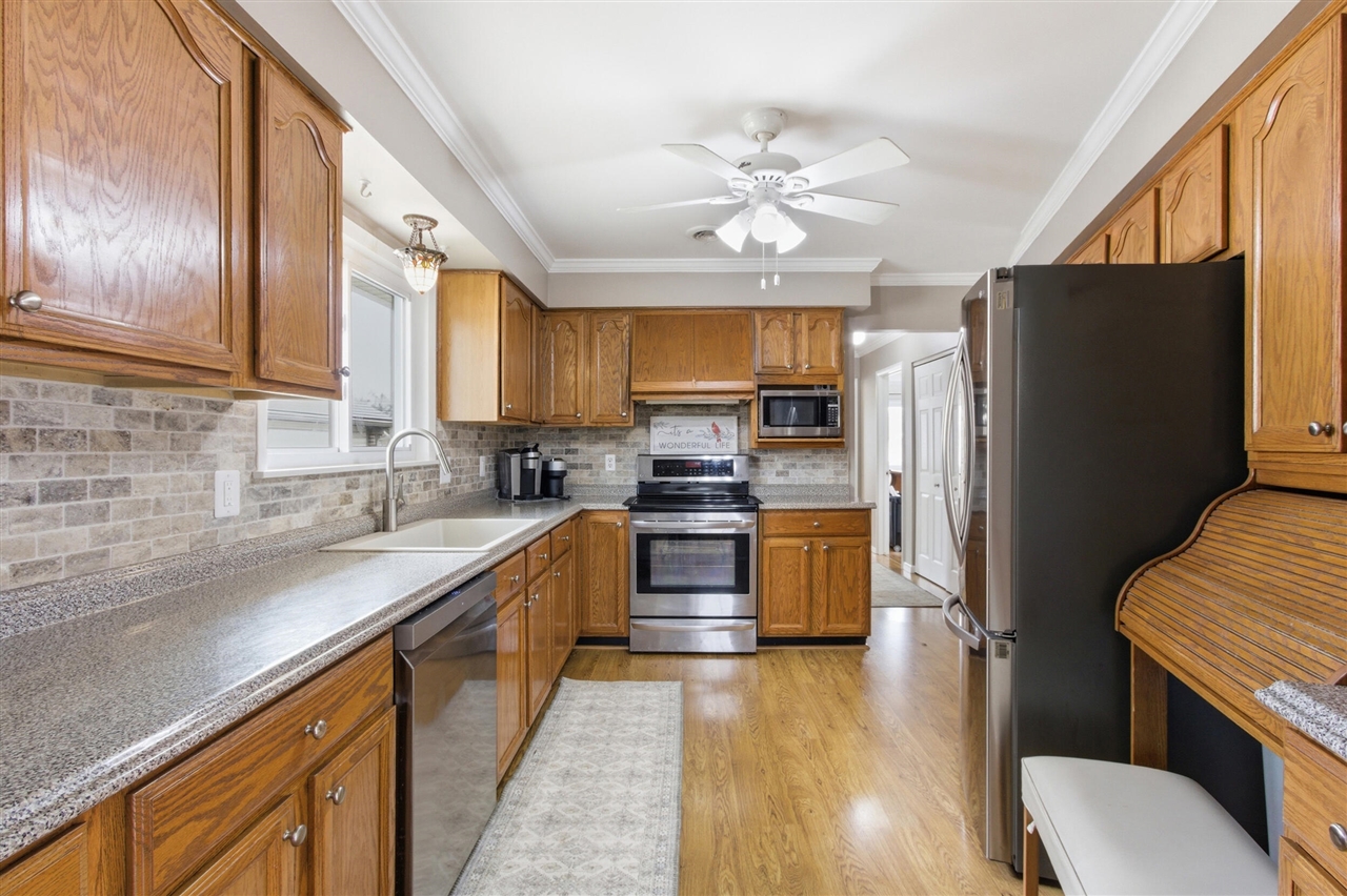 871 Vanderpool Drive, Troy, MI, 48083-5155