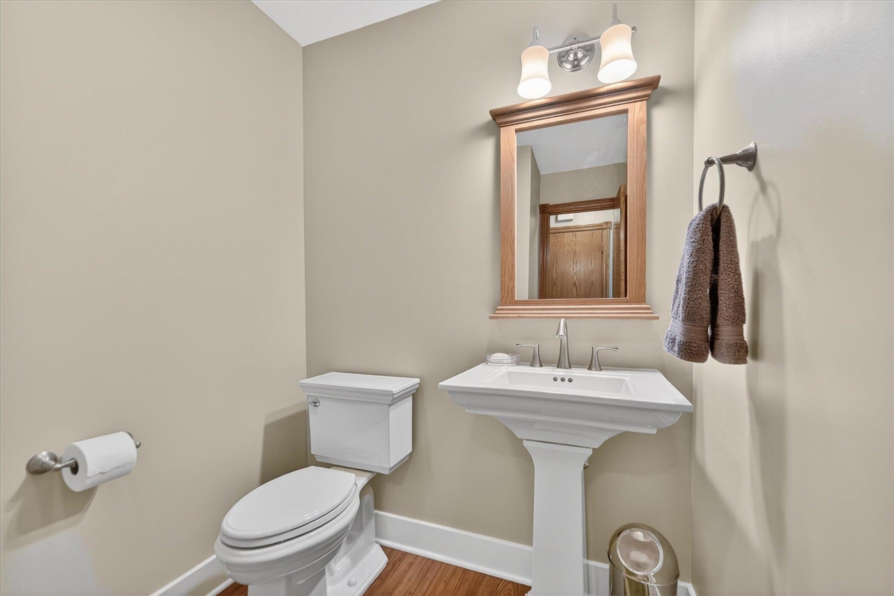 12800 S Wright Road, Eagle, MI, 48822-9507