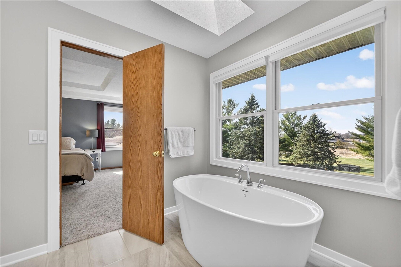 12800 S Wright Road, Eagle, MI, 48822-9507