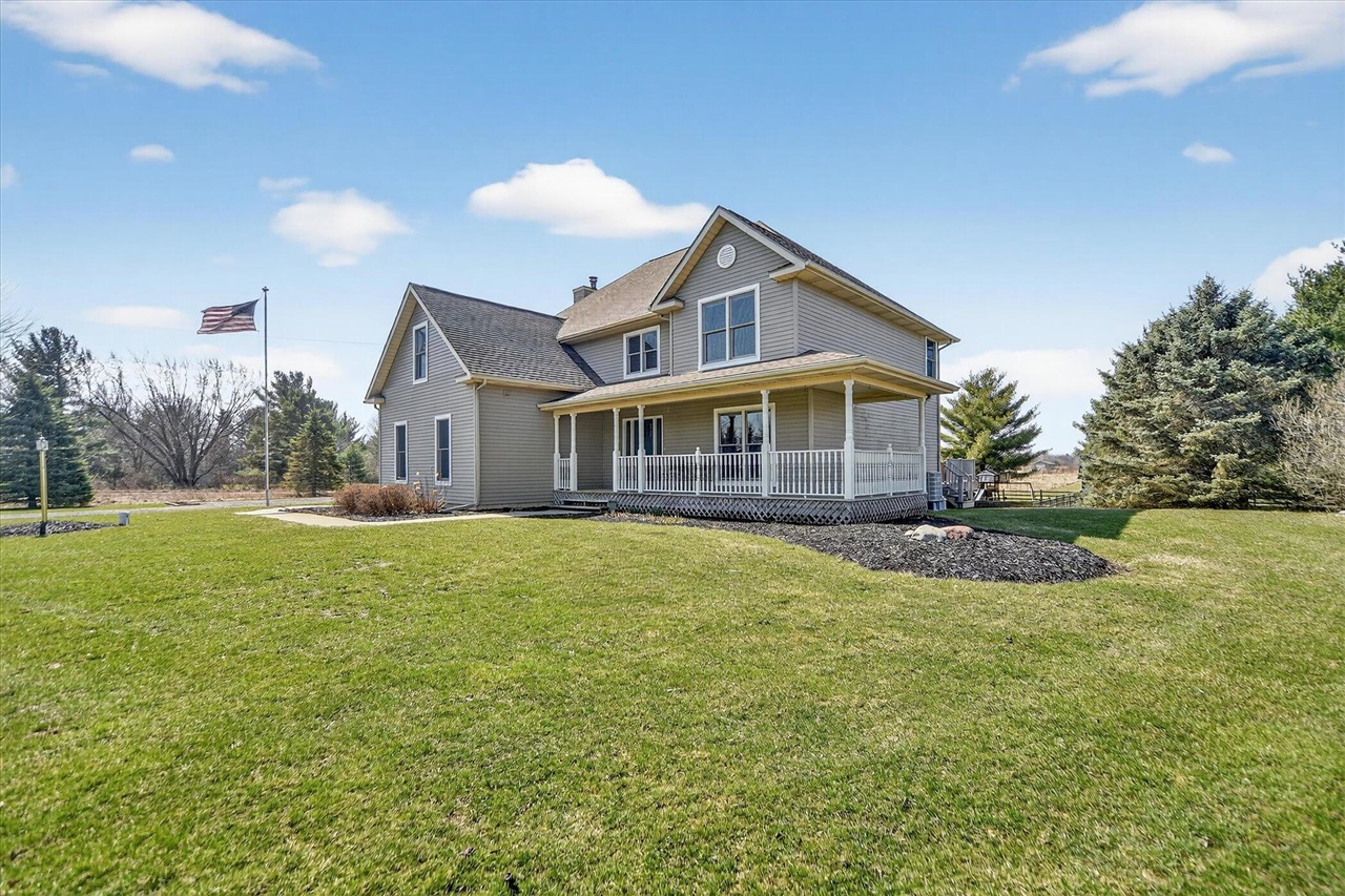 12800 S Wright Road, Eagle, MI, 48822-9507