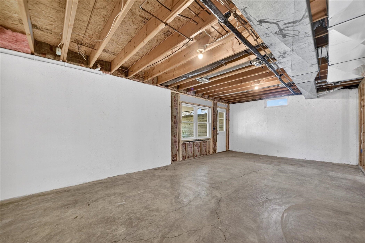 12800 S Wright Road, Eagle, MI, 48822-9507