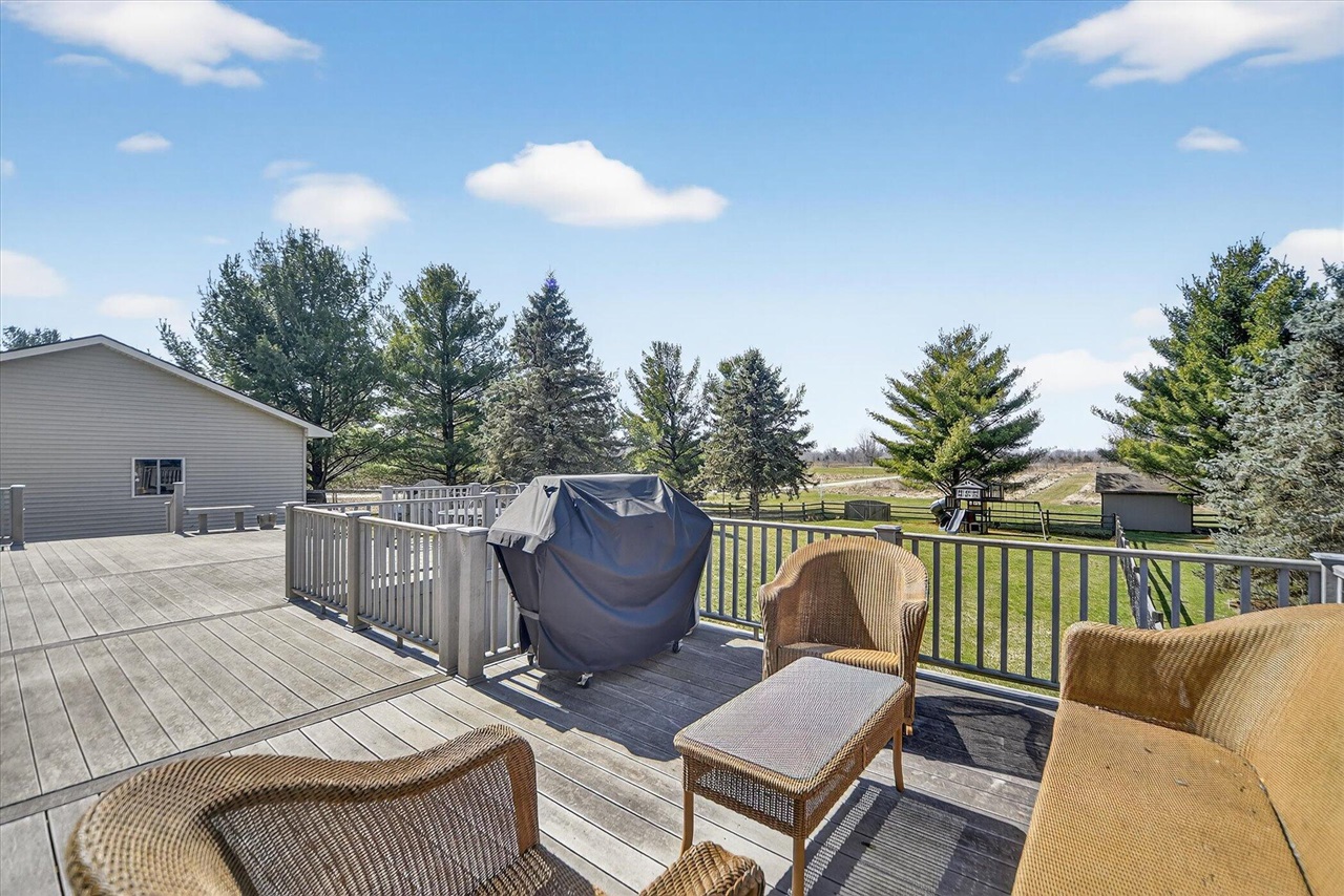 12800 S Wright Road, Eagle, MI, 48822-9507