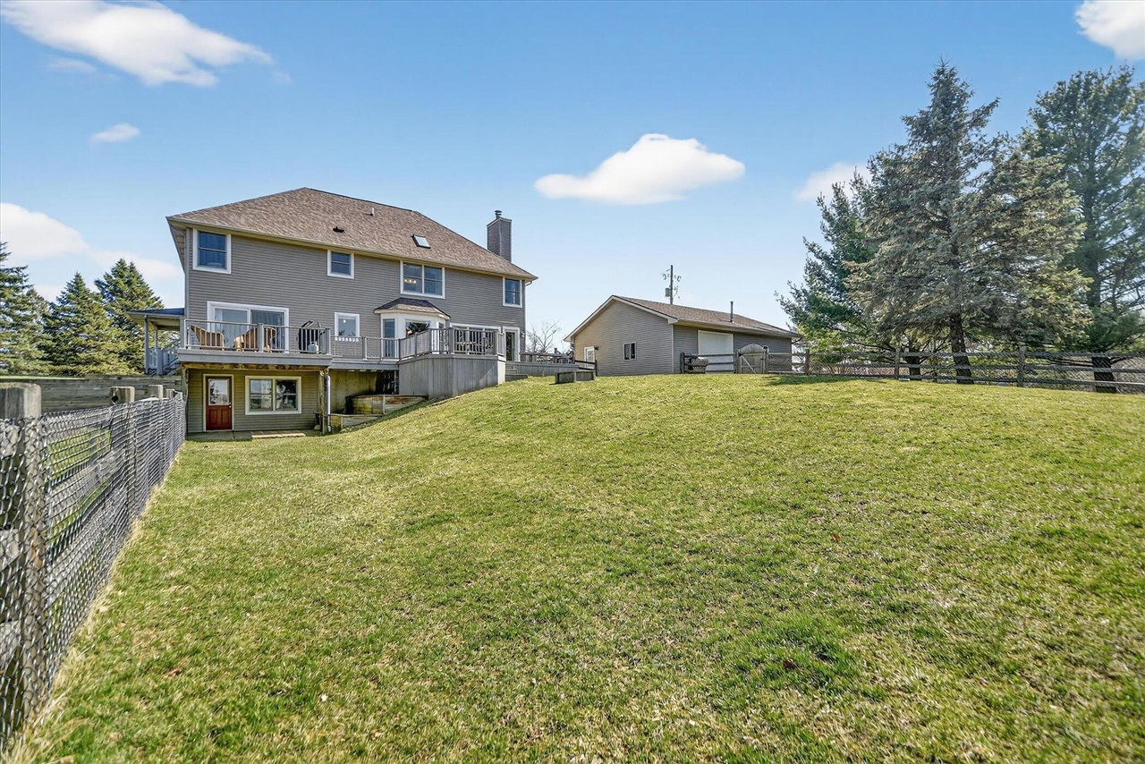 12800 S Wright Road, Eagle, MI, 48822-9507