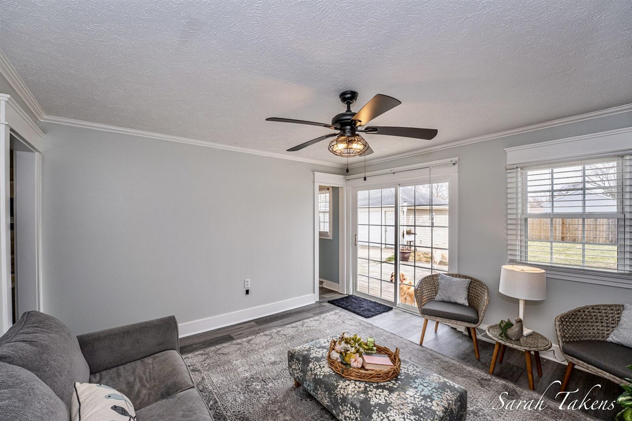 3766 Parkland Avenue, Wyoming, MI, 49509-3809