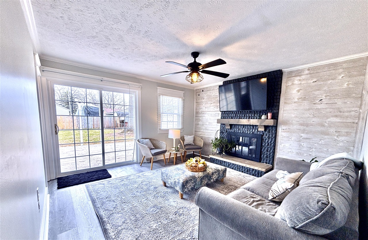 3766 Parkland Avenue, Wyoming, MI, 49509-3809