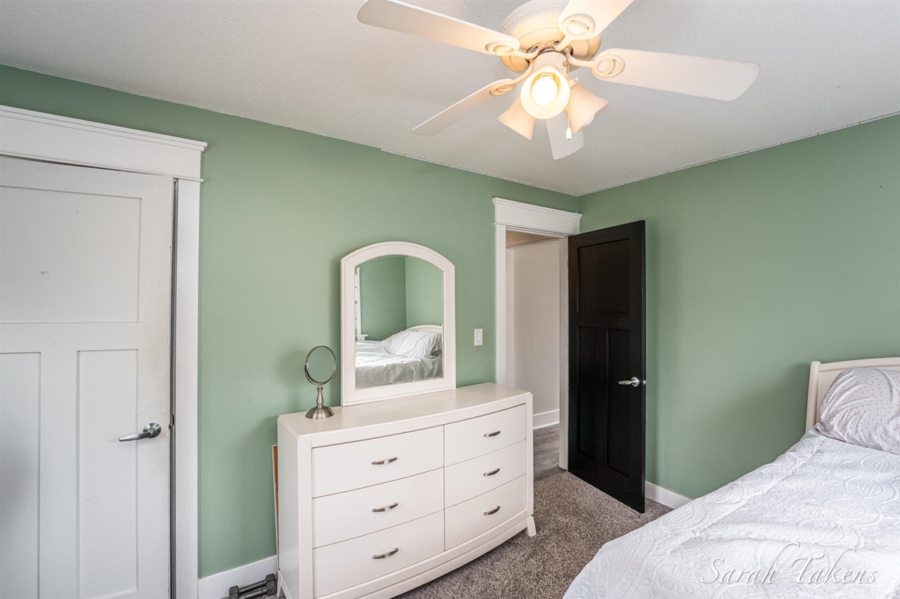 3766 Parkland Avenue, Wyoming, MI, 49509-3809