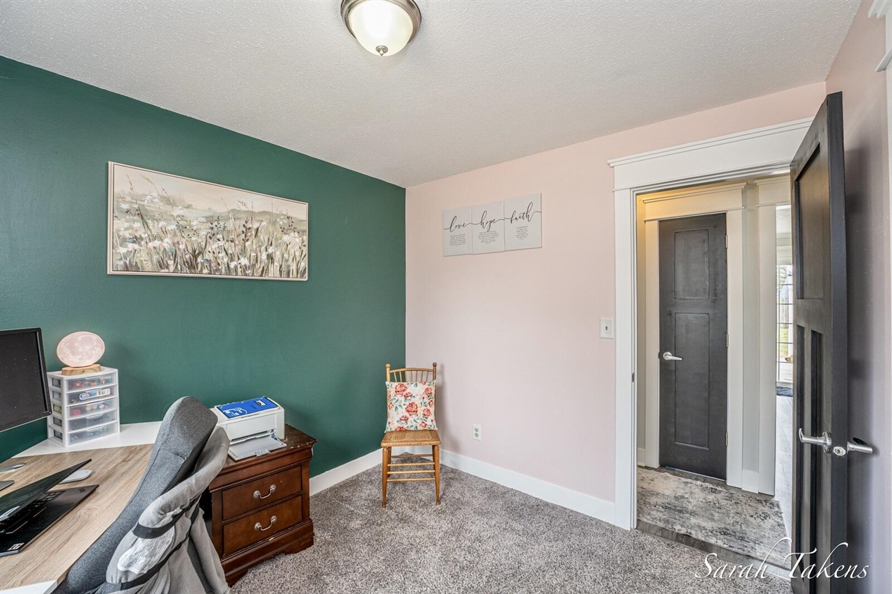 3766 Parkland Avenue, Wyoming, MI, 49509-3809