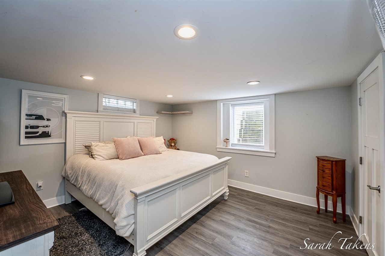 3766 Parkland Avenue, Wyoming, MI, 49509-3809