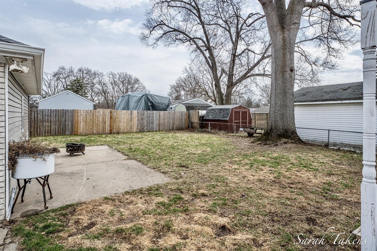 3766 Parkland Avenue, Wyoming, MI, 49509-3809