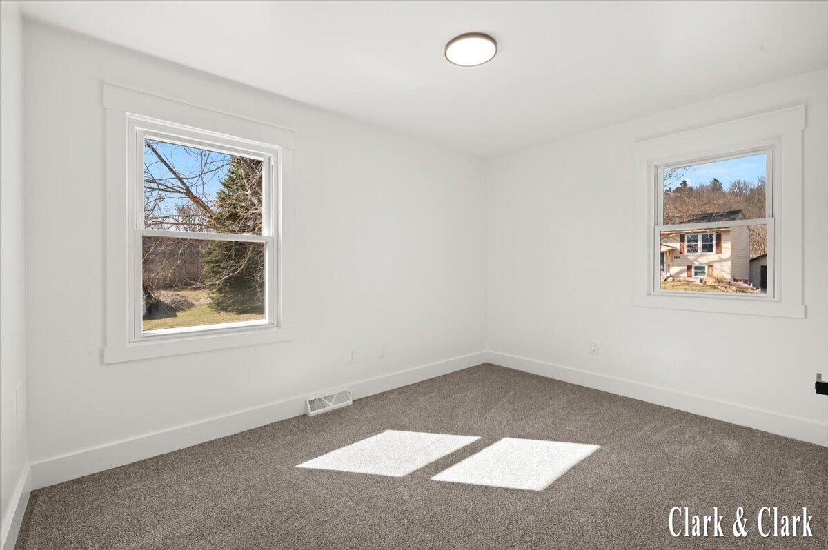 320 Roberta Jayne Drive, Lowell, MI, 49331