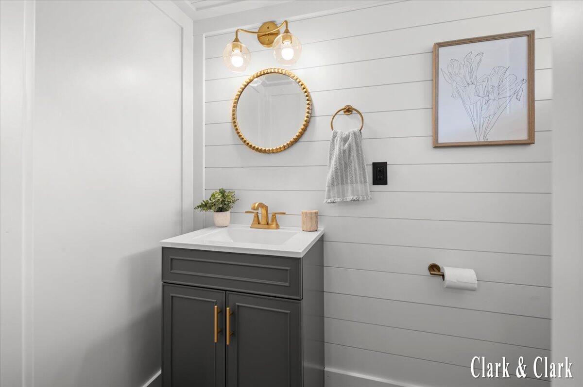 320 Roberta Jayne Drive, Lowell, MI, 49331