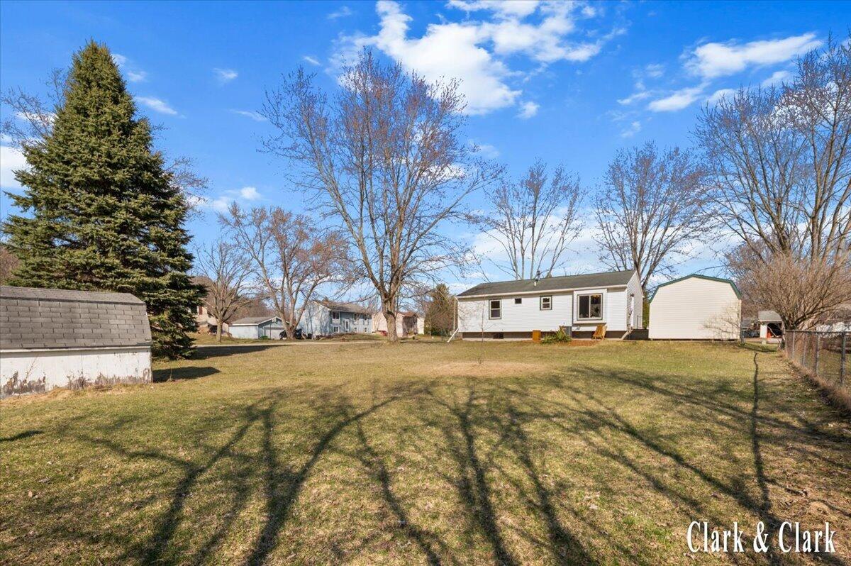 320 Roberta Jayne Drive, Lowell, MI, 49331