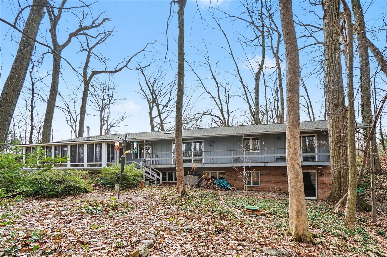 6200 Thunder Bluff Road, Kalamazoo, MI, 49009-9127