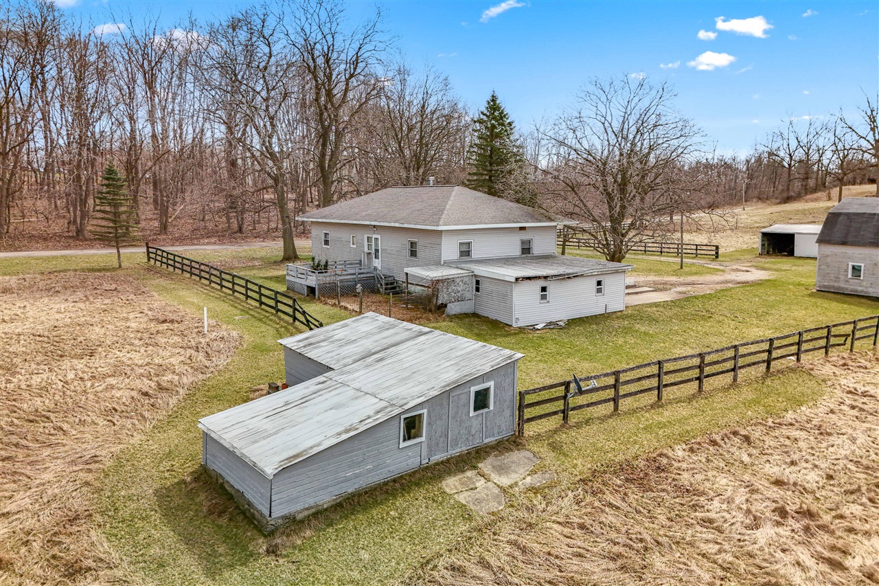 104 Mcclellan Street, Hillsdale, MI, 49242-1025