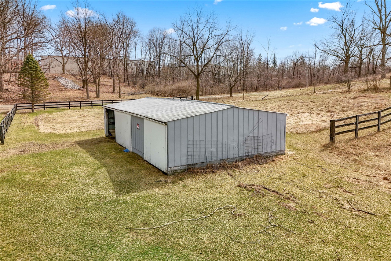 104 Mcclellan Street, Hillsdale, MI, 49242-1025