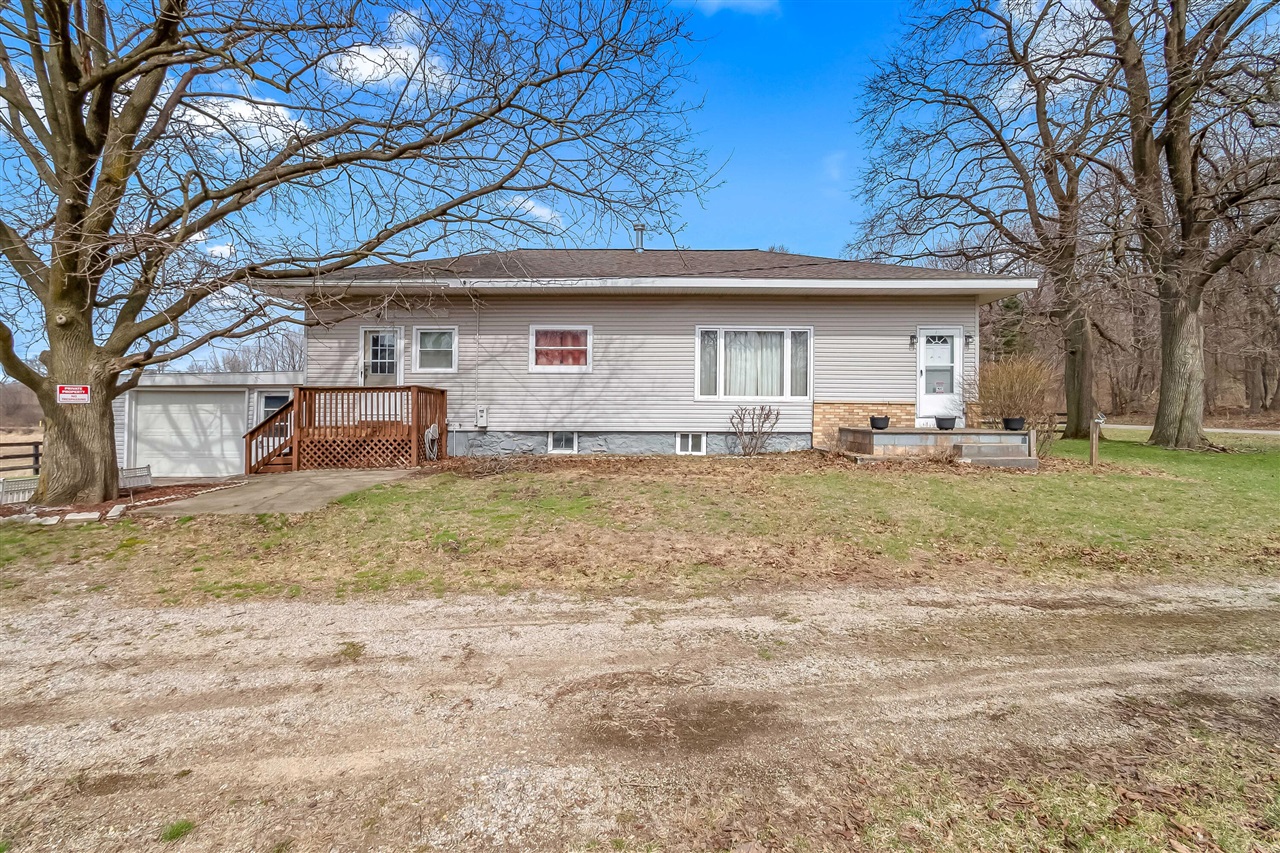 104 Mcclellan Street, Hillsdale, MI, 49242-1025