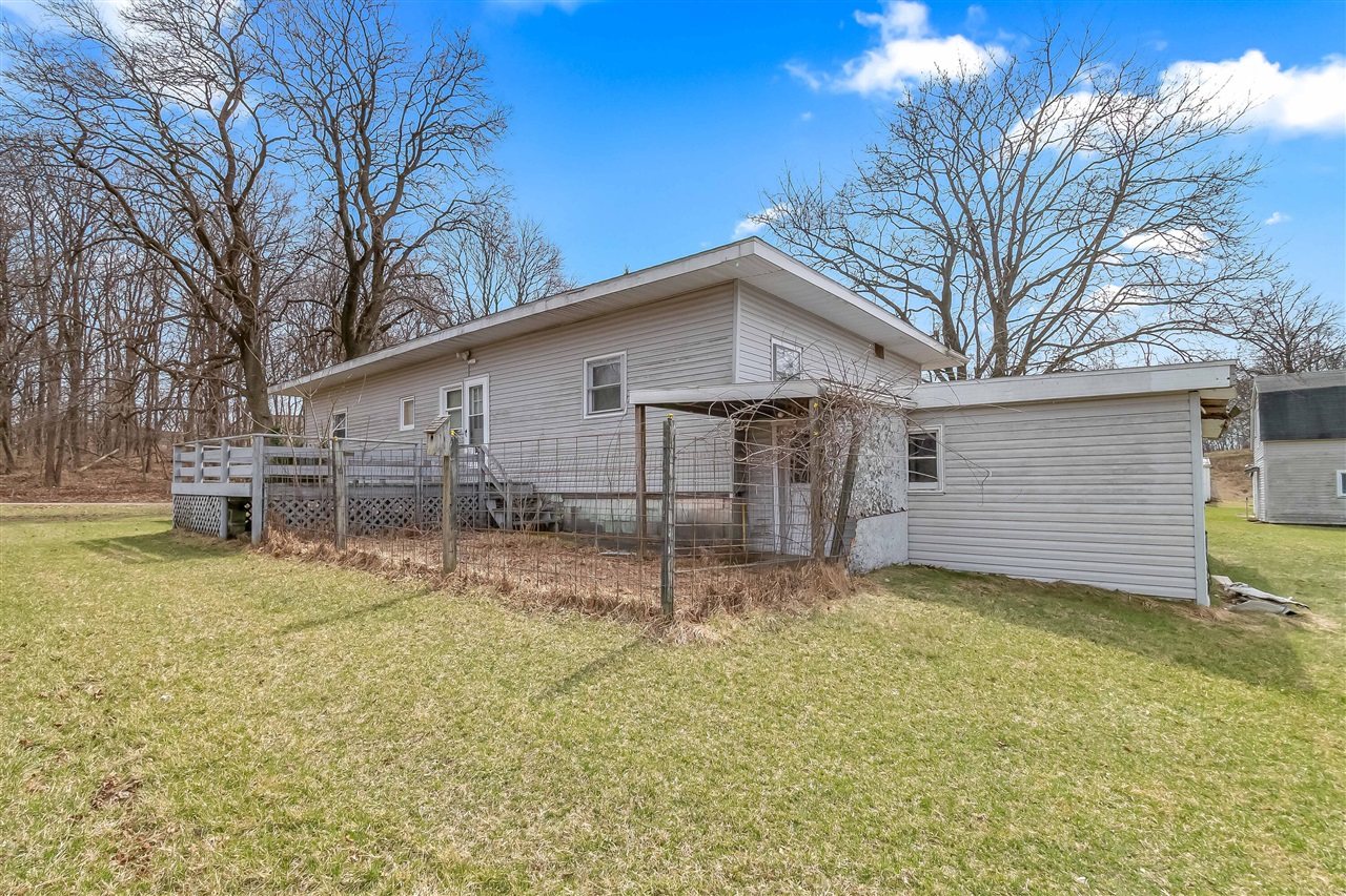104 Mcclellan Street, Hillsdale, MI, 49242-1025