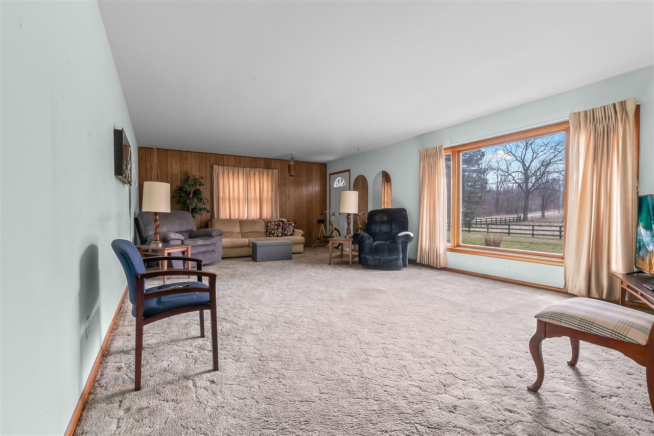 104 Mcclellan Street, Hillsdale, MI, 49242-1025