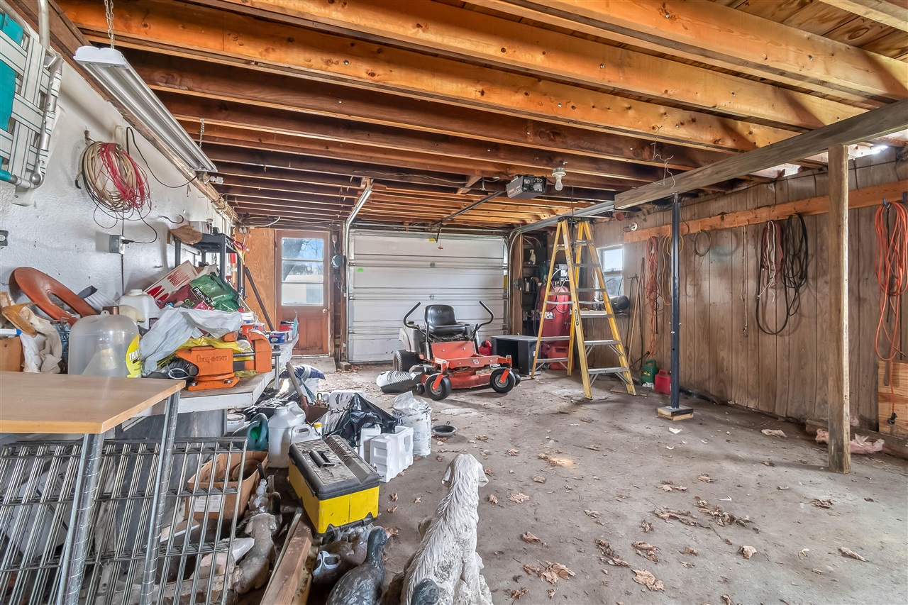 104 Mcclellan Street, Hillsdale, MI, 49242-1025