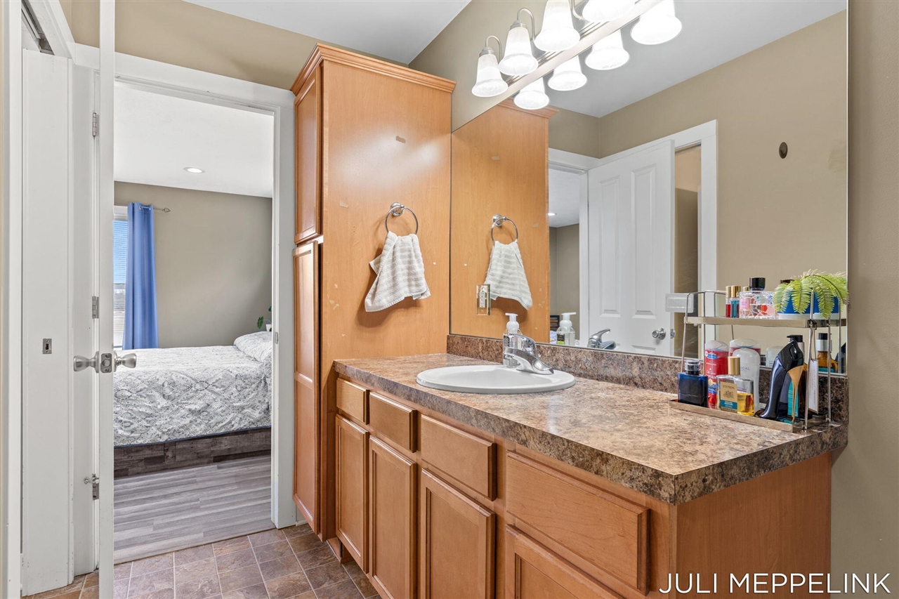 8700 142nd Avenue, West Olive, MI, 49460