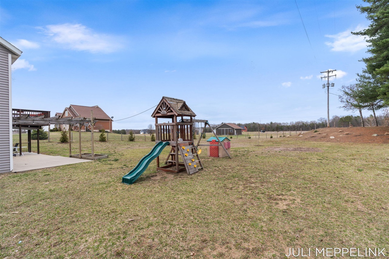 8700 142nd Avenue, West Olive, MI, 49460