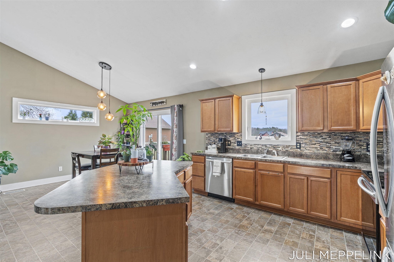 8700 142nd Avenue, West Olive, MI, 49460