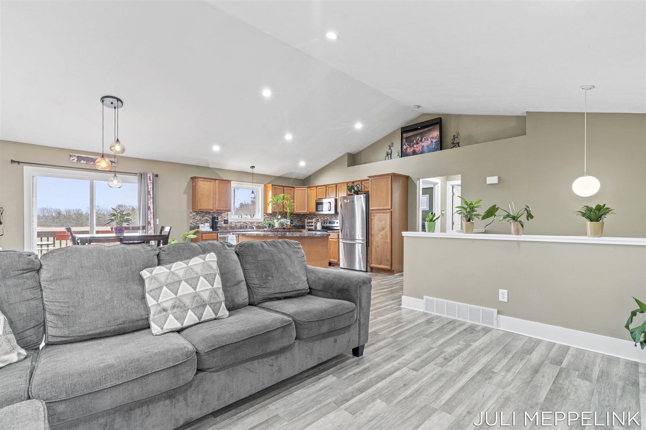 8700 142nd Avenue, West Olive, MI, 49460