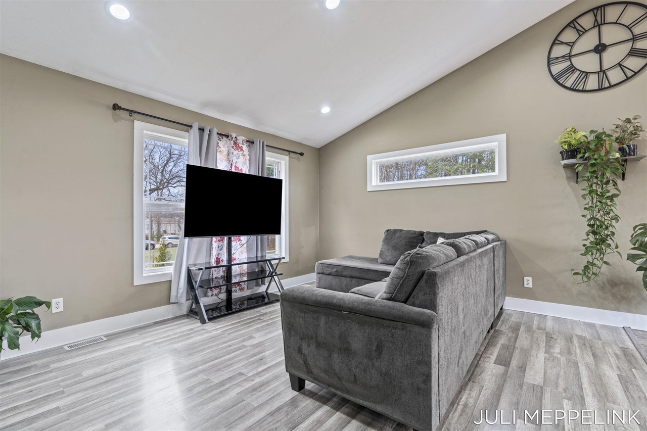 8700 142nd Avenue, West Olive, MI, 49460