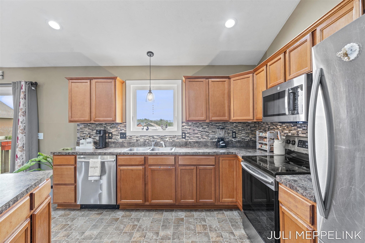 8700 142nd Avenue, West Olive, MI, 49460