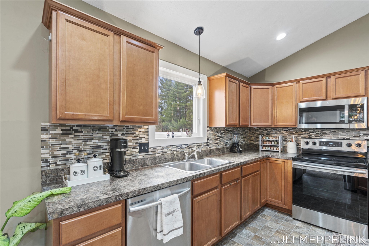 8700 142nd Avenue, West Olive, MI, 49460