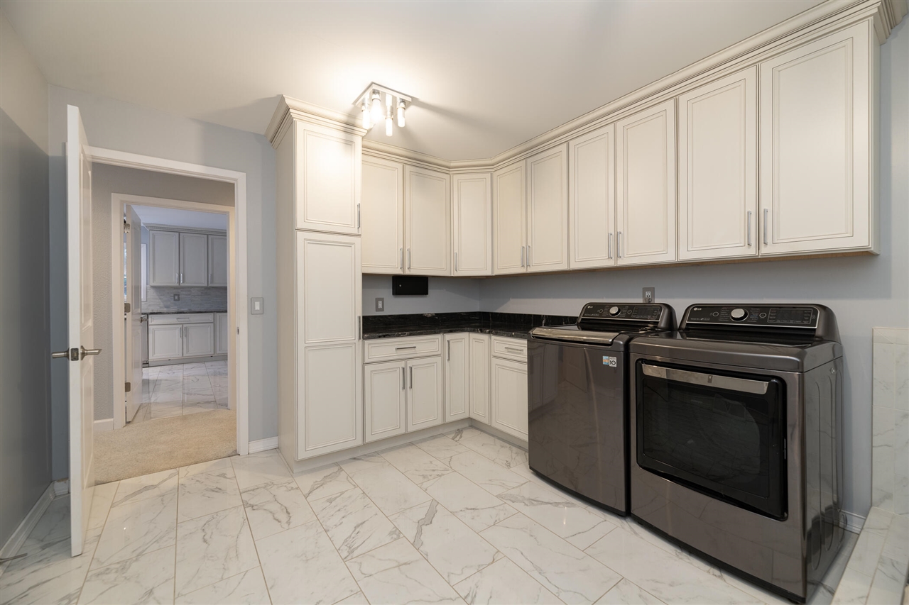 7129 Lakeridge Place, Kalamazoo, MI, 49009-9758