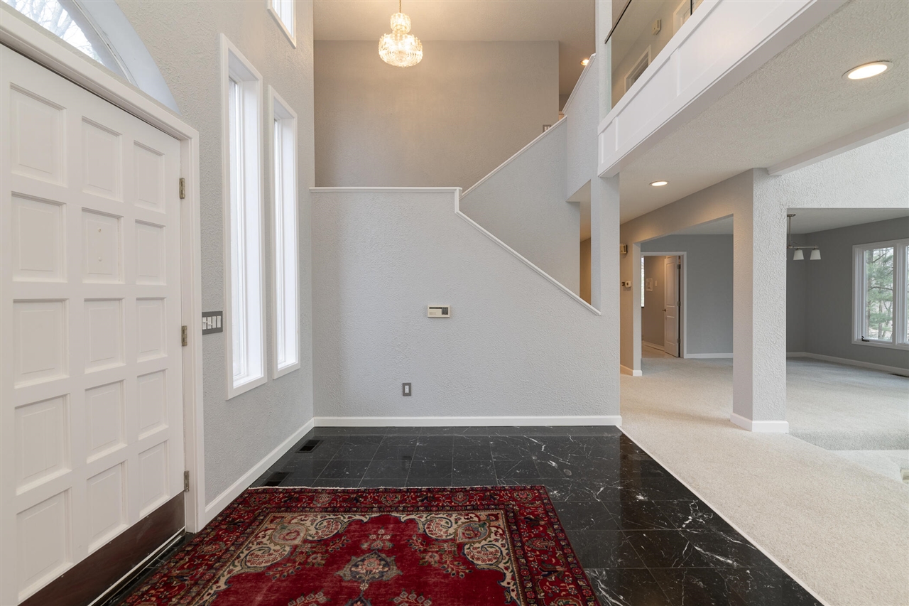 7129 Lakeridge Place, Kalamazoo, MI, 49009-9758