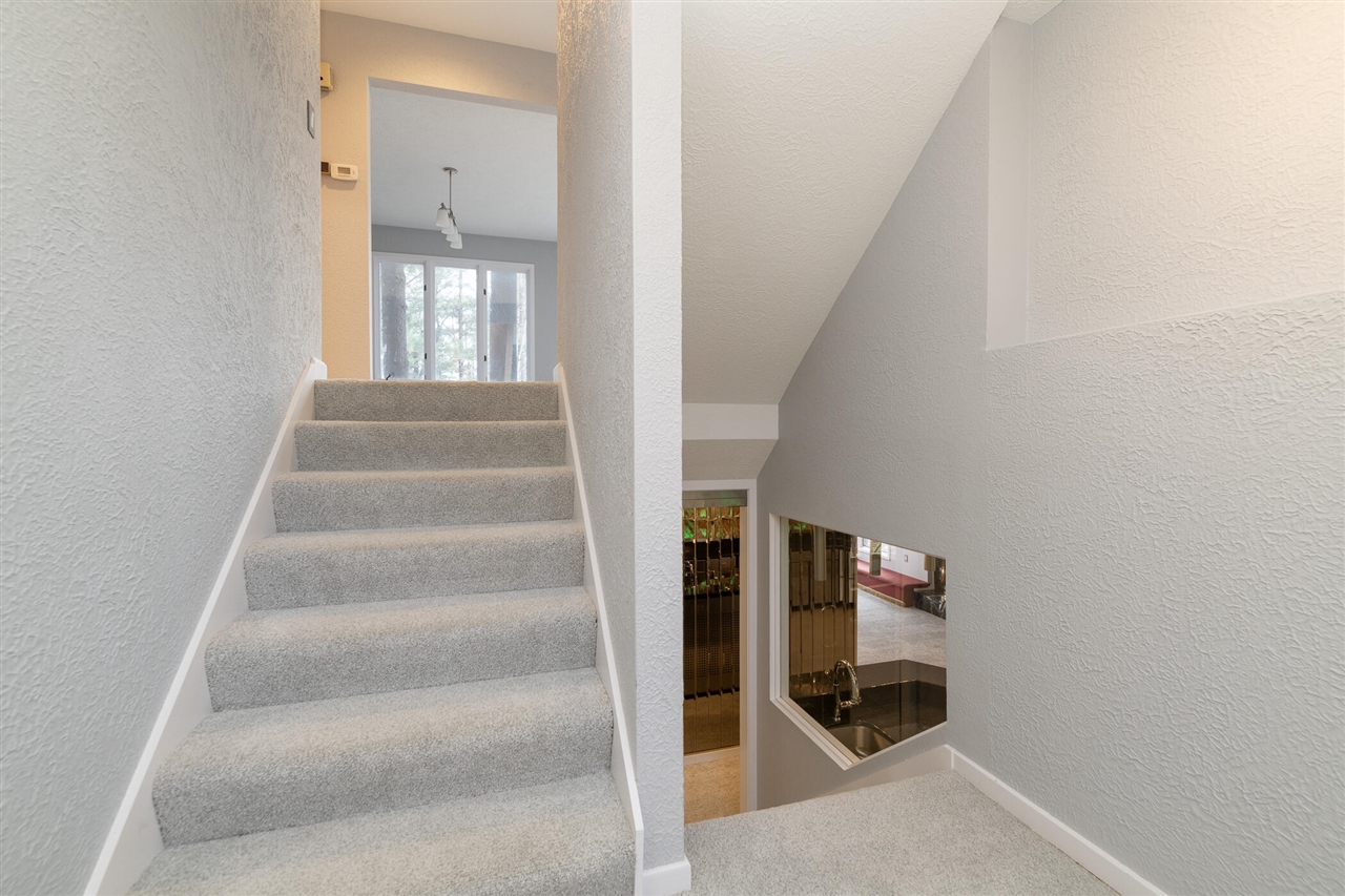 7129 Lakeridge Place, Kalamazoo, MI, 49009-9758