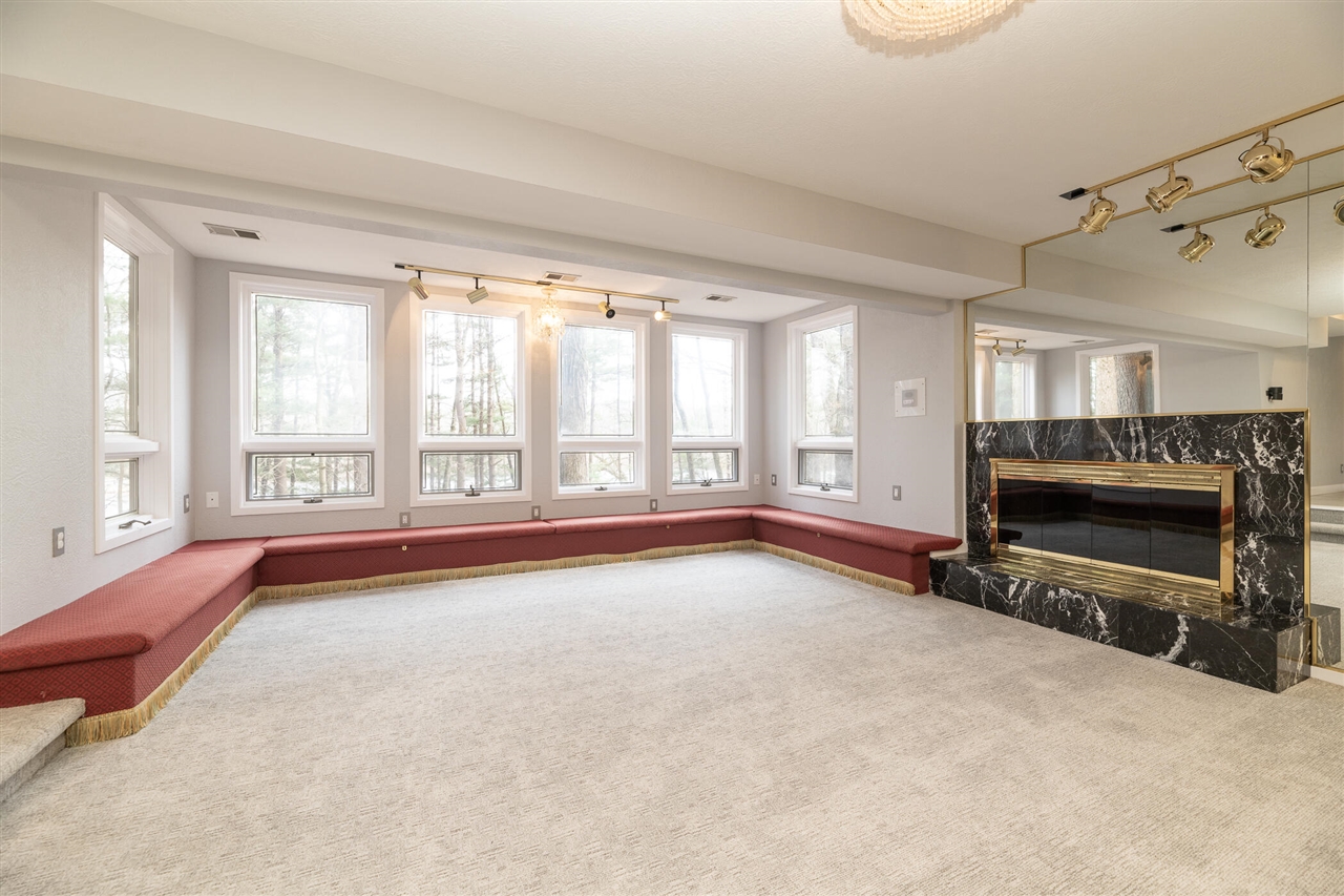 7129 Lakeridge Place, Kalamazoo, MI, 49009-9758