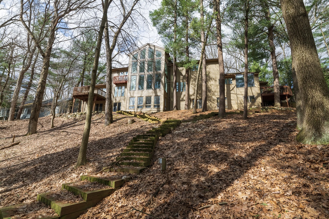 7129 Lakeridge Place, Kalamazoo, MI, 49009-9758