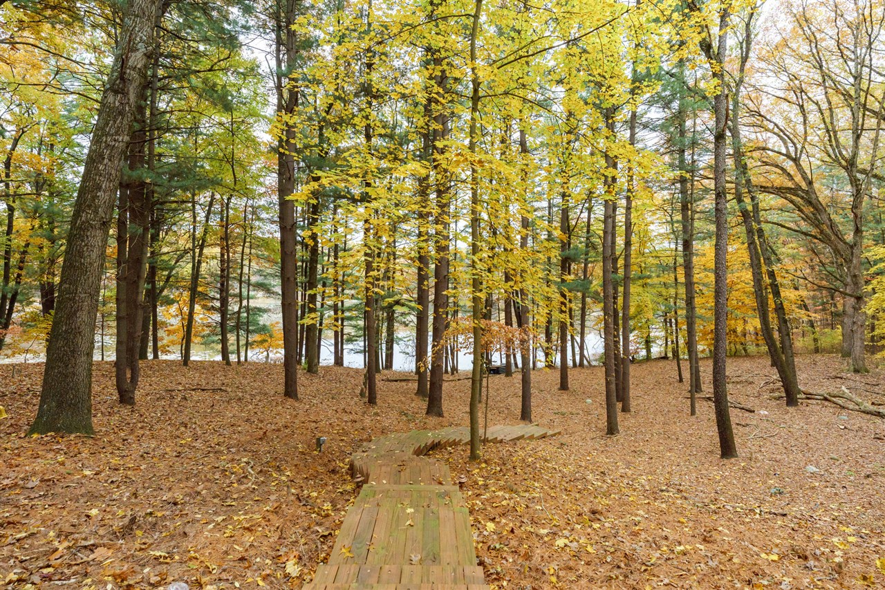 7129 Lakeridge Place, Kalamazoo, MI, 49009-9758