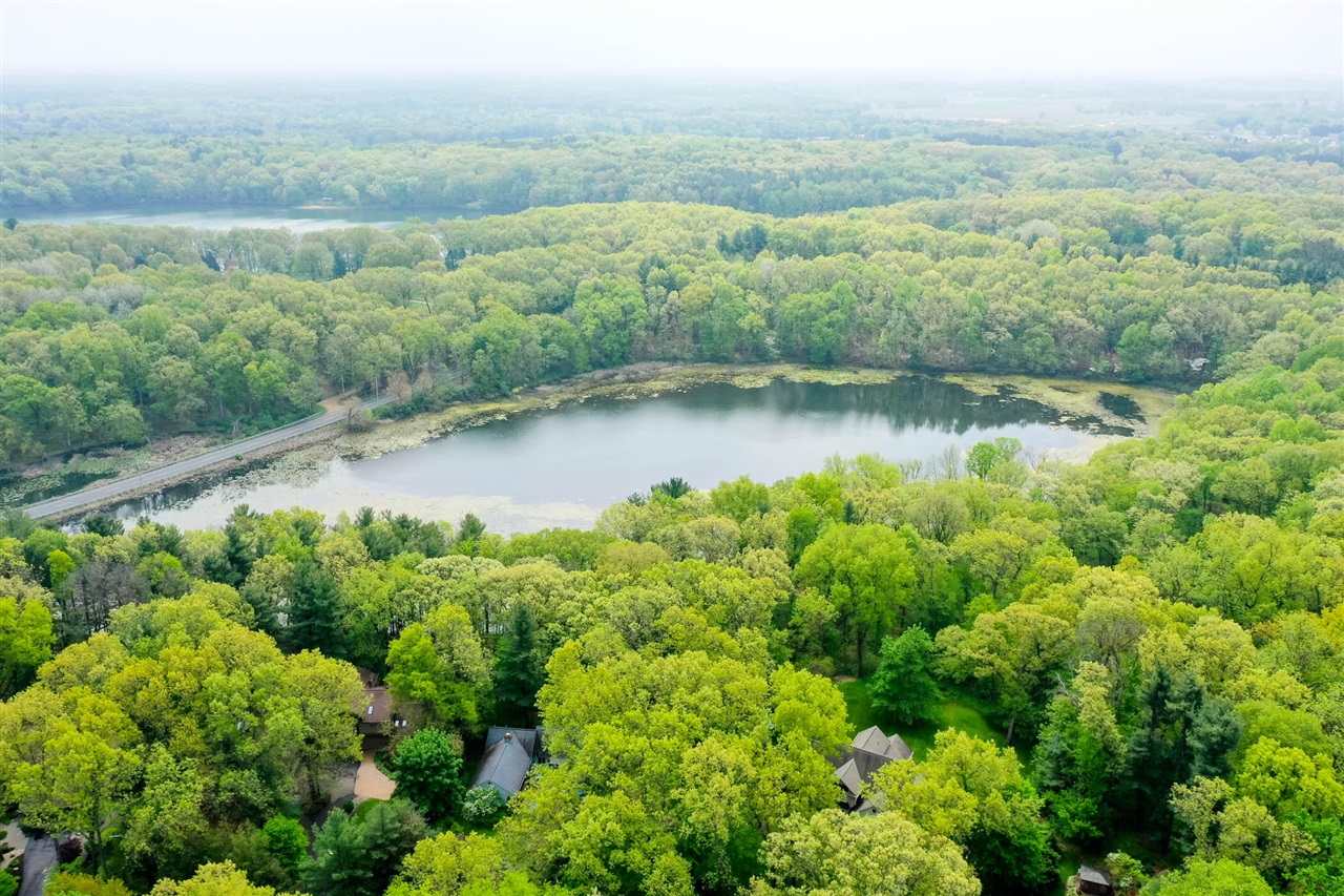 7129 Lakeridge Place, Kalamazoo, MI, 49009-9758